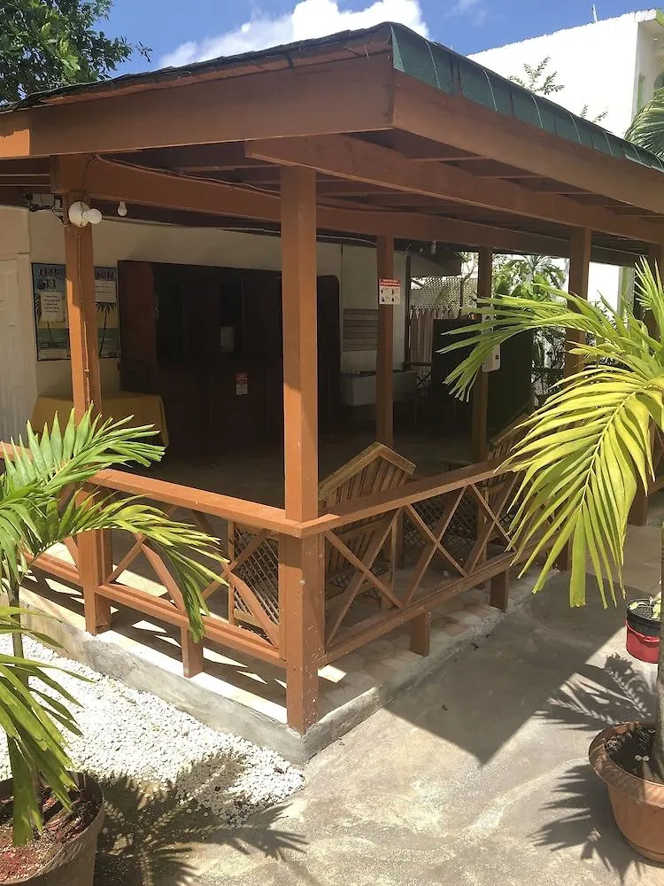 Fun Holiday Beach Resort Negril