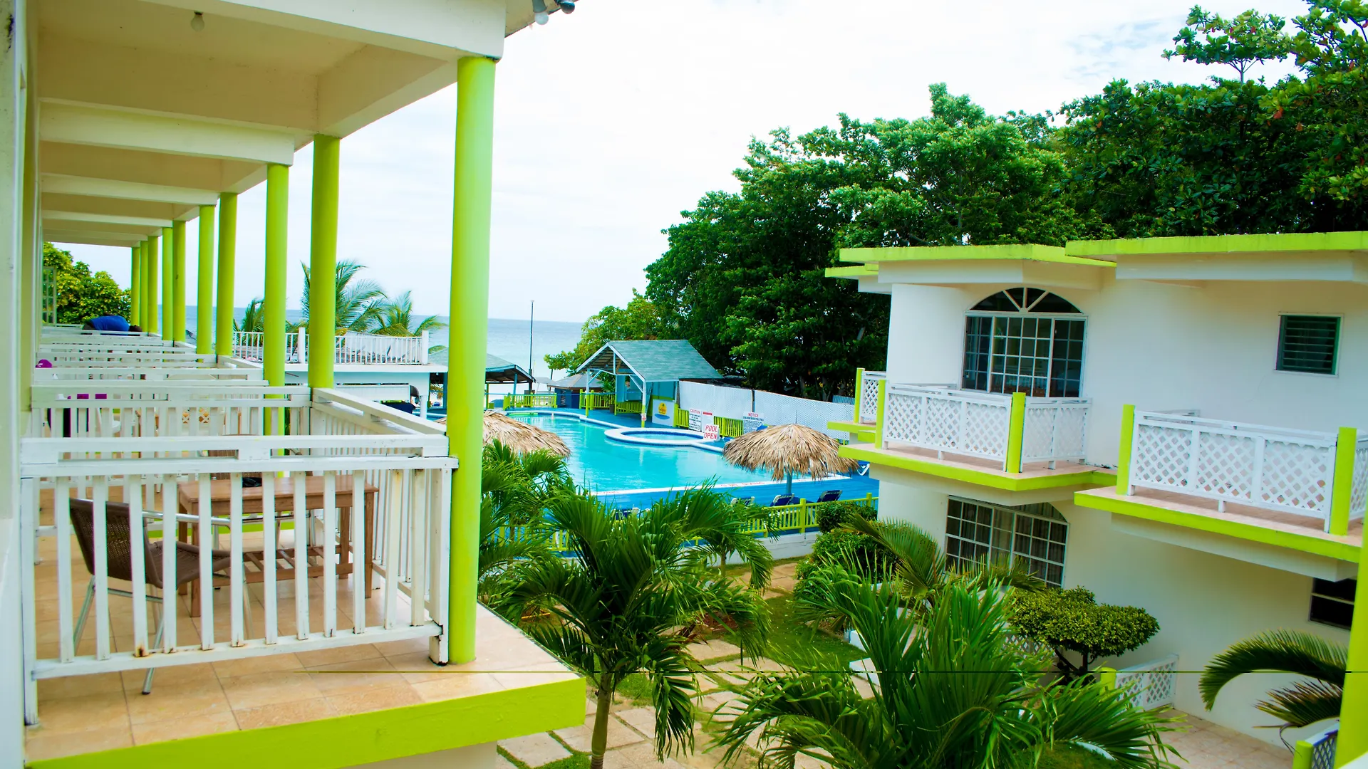 ***  Fun Holiday Beach Resort Negril Jamajka