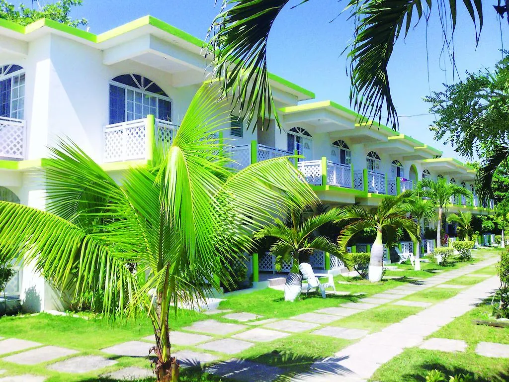 ***  Fun Holiday Beach Resort Negril Jamajka