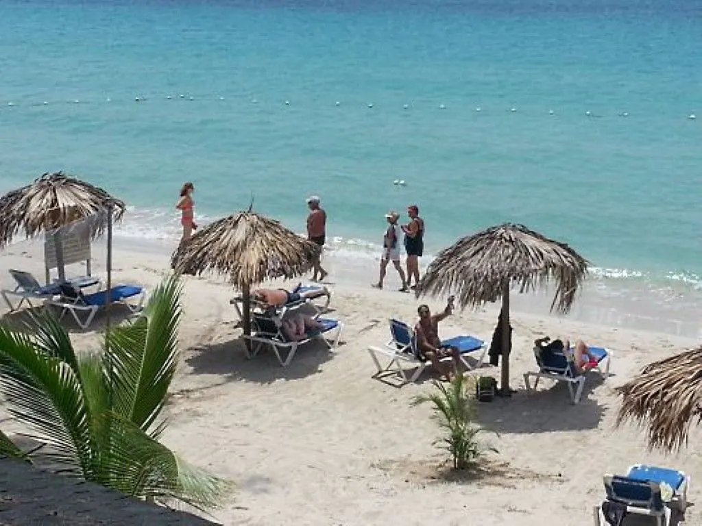 Fun Holiday Beach Resort Negril 3*,  Jamajka