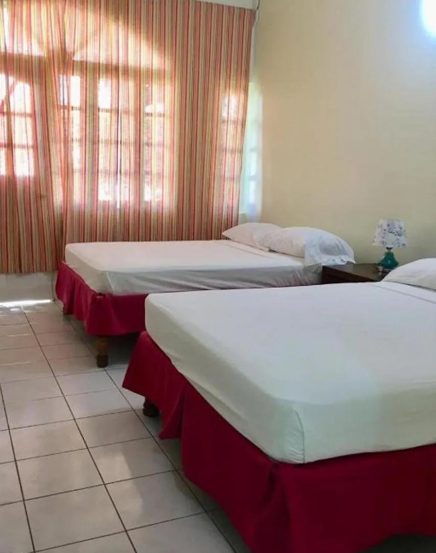 Fun Holiday Beach Resort Negril